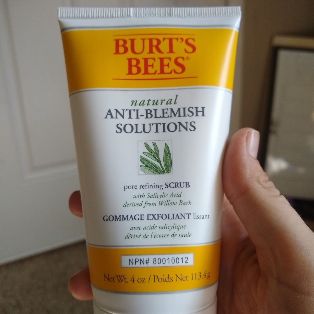 Burt's Bees Anti-blemish solution